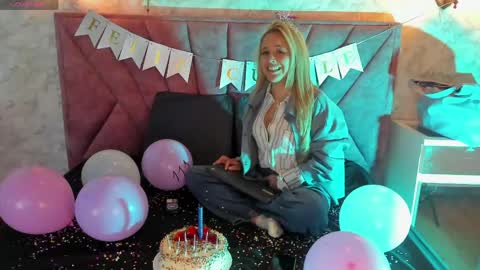 Angel online show from May 2026 11:50:02 AM