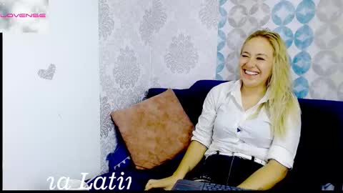 Snapshot of angel_white26 chatting on February 2026 10:46:02 PM Angel online show from February 2026 10:46:02 PM