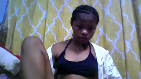 angela166093 online show from November 2025 03:12:01 AM