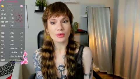 Snapshot of angela_fog chatting on September 2025 08:47:01 PM angela_fog online show from September 2025 08:47:01 PM