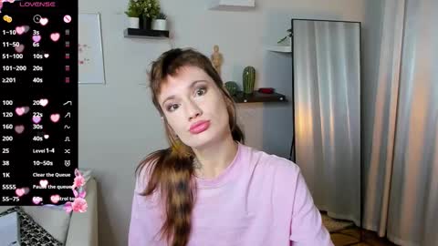 Snapshot of angela_fog chatting on October 2025 08:31:02 PM angela_fog online show from October 2025 08:31:02 PM