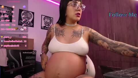 Snapshot of angela_lauren chatting on May 2026 11:34:04 PM Angela online show from May 2026 11:34:04 PM