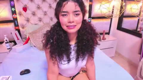 Angela online show from February 2026 01:09:02 PM