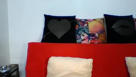  Angela  online show from January 2026 11:18:01 PM