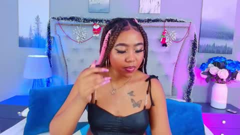 Angela Roberts online show from December 2025 10:29:01 PM