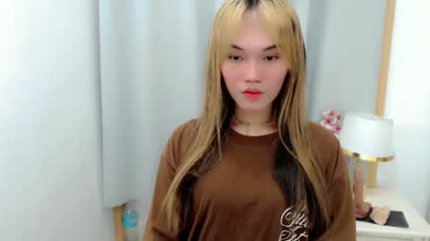 Snapshot of angelacharming_ chatting on September 2025 07:13:02 AM angela online show from September 2025 07:13:02 AM