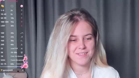 Darsi Anty online show from October 2025 03:27:01 PM