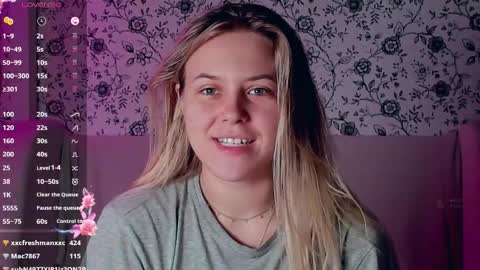 Darsi Anty online show from November 2025 01:36:01 PM