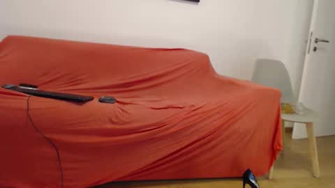 Angela Stingray online show from November 2025 06:12:01 AM