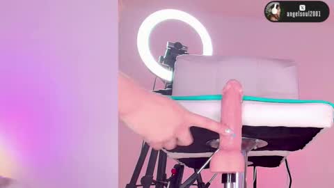 angel online show from February 2026 07:34:01 AM