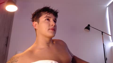 Angel online show from November 2025 07:12:02 PM