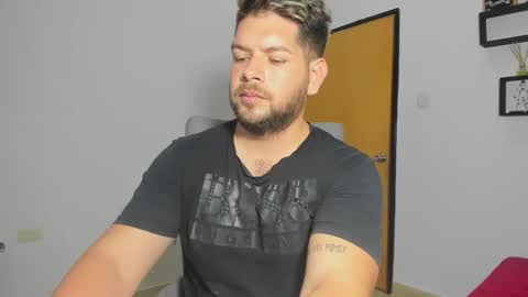 Snapshot of angelcute3 chatting on September 2025 01:05:02 AM angel online show from September 2025 01:05:02 AM