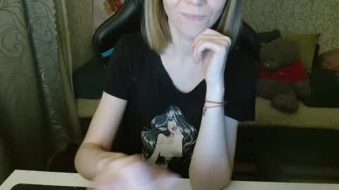 AngelCute32 online show from October 2025 02:40:01 PM