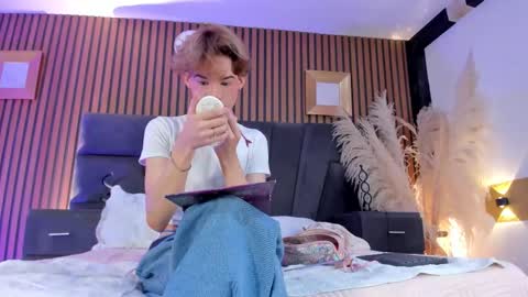 Angel Doll online show from February 2026 05:04:01 AM