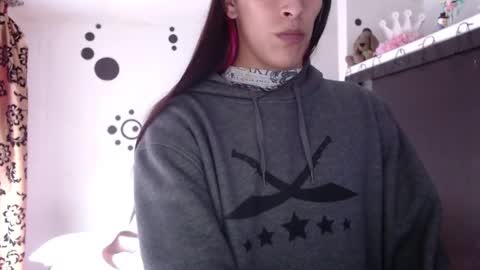 angele online show from March 2025 11:27:01 PM