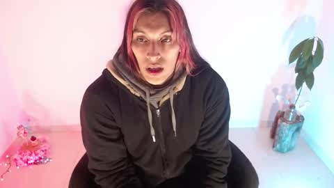 angele online show from October 2025 02:09:02 AM