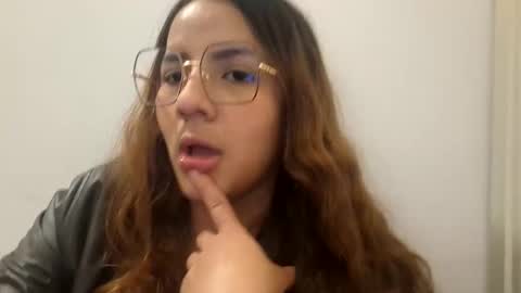 angel online show from October 2025 08:07:01 PM