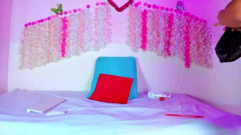 Angeles online show from April 2026 11:57:02 AM