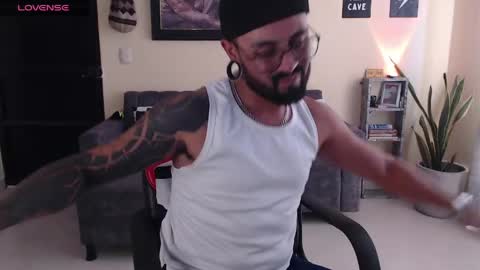 Snapshot of angelfade666 chatting on May 2026 04:24:01 PM Miguel Angel online show from May 2026 04:24:01 PM