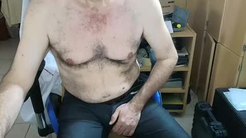 angelgarcia269 online show from April 2026 12:01:01 PM