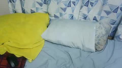 Angie online show from June 2026 06:43:01 PM