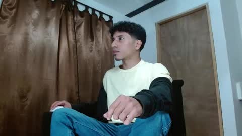 Snapshot of angelhil chatting on May 2026 12:52:02 AM Angel of littlebandido online show from May 2026 12:52:02 AM