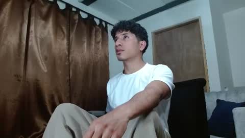 Snapshot of angelhil chatting on July 2026 02:31:01 AM Angel of littlebandido online show from July 2026 02:31:01 AM