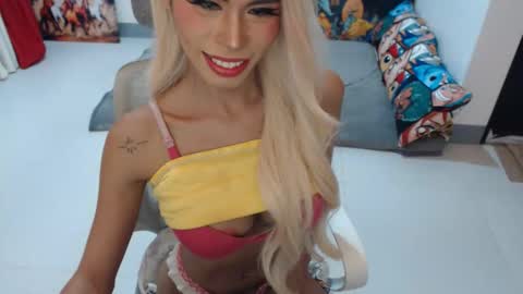 DIVINE ANGEL online show from December 2025 11:42:01 PM