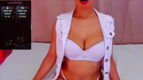 Snapshot of angelica_hot19 chatting on June 2026 03:00:02 PM angelica_hot19 online show from June 2026 03:00:02 PM