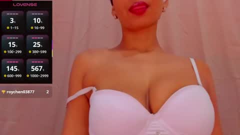 Snapshot of angelica_hot19 chatting on June 2026 01:28:02 PM angelica_hot19 online show from June 2026 01:28:02 PM