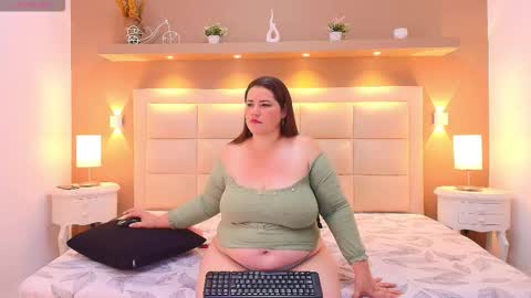 Angelica  online show from November 2025 08:22:02 PM