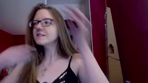 Snapshot of angelicangel3 chatting on October 2025 04:52:02 PM AngelicAngel online show from October 2025 04:52:02 PM