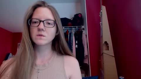 Snapshot of angelicangel3 chatting on October 2025 05:13:02 PM AngelicAngel online show from October 2025 05:13:02 PM