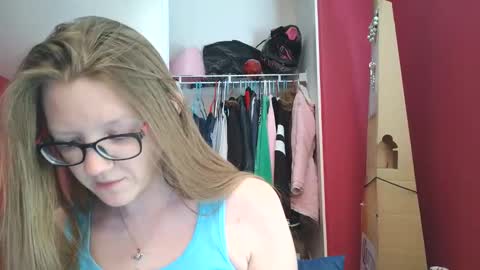 Snapshot of angelicangel3 chatting on November 2025 07:17:01 PM AngelicAngel online show from November 2025 07:17:01 PM