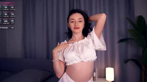 Snapshot of angelicapretybb chatting on November 2025 06:44:01 AM Angelica online show from November 2025 06:44:01 AM