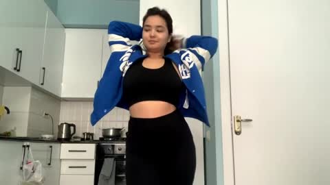 Snapshot of angelicuccello chatting on March 2026 08:26:33 AM Kira is here now help me get 50 thumbs up pls online show from March 2026 08:26:33 AM