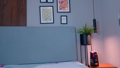 Angel iin hell online show from February 2026 11:28:02 AM