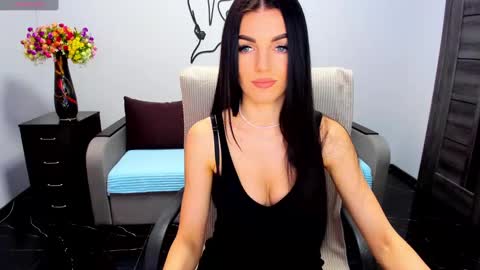 Angelina online show from January 2025 06:31:02 AM