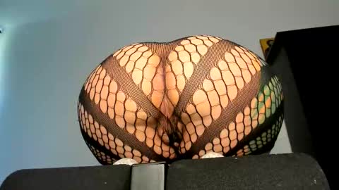 Angelina online show from October 2025 07:32:01 AM