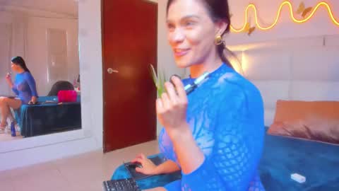 Angelina Dorian  online show from February 2026 08:02:01 PM