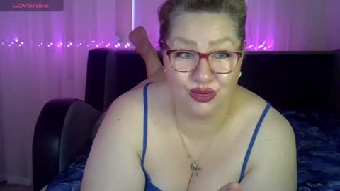 Snapshot of angelinaglam chatting on July 2026 04:32:02 PM AngelinaGlam online show from July 2026 04:32:02 PM