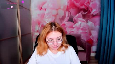 AngelinaLow online show from January 2026 06:29:01 AM