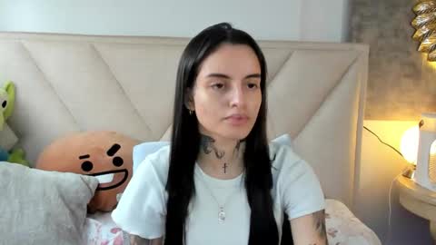 Angeline Smith  online show from January 2026 10:12:02 PM