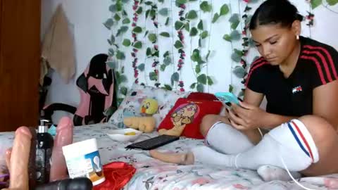 angelina online show from June 2026 03:27:01 PM