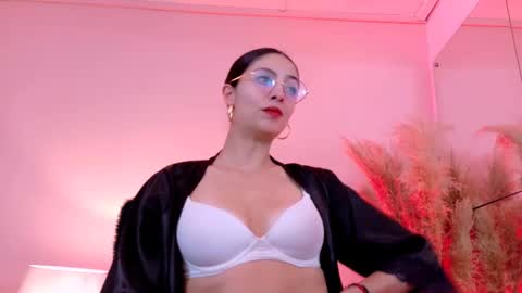 Angel online show from March 2025 06:11:01 PM