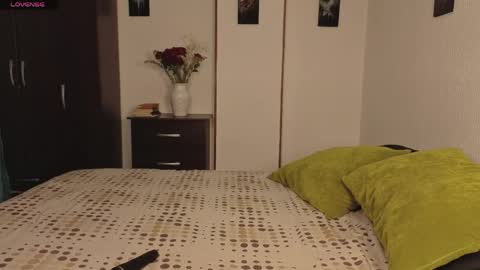  ANGELA ISABELLA  online show from April 2026 12:54:02 AM