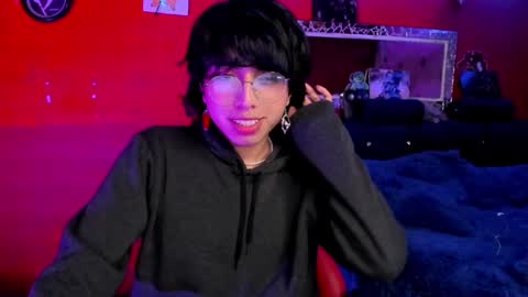 Snapshot of angellonfire chatting on December 2024 04:31:02 AM Angel  online show from December 2024 04:31:02 AM