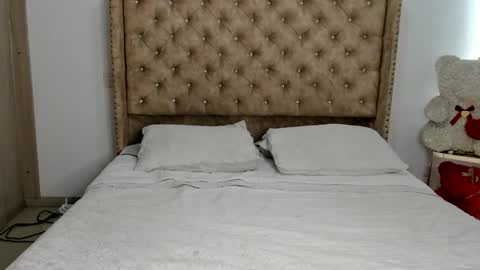 Angelly online show from January 2026 02:55:01 PM