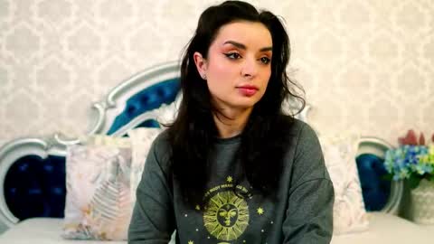 Snapshot of angelmarryy chatting on June 2026 05:10:01 AM Natalia online show from June 2026 05:10:01 AM