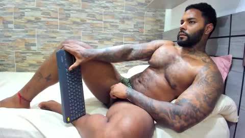 angelo_evans33 online show from March 2026 01:13:01 AM